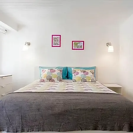 Ps Flats- Av Liberdade I - Clean&safe Stamp Hotel 3*